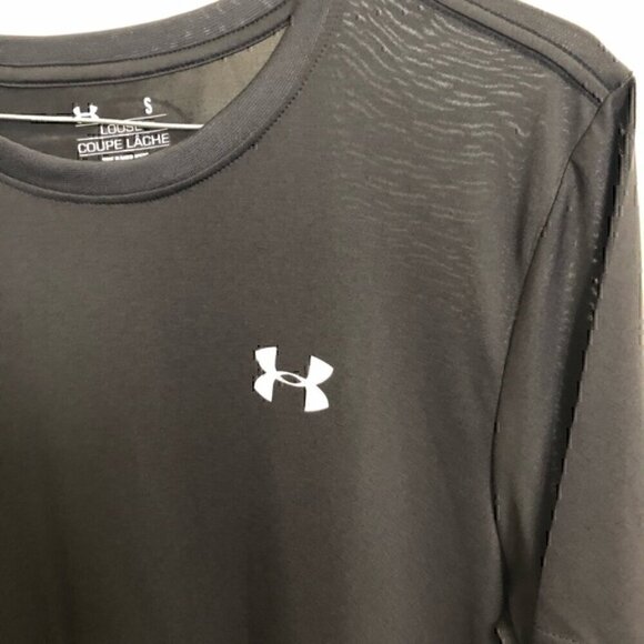 Black Under Armour tshirt men’s size small NWOT - Picture 2 of 6